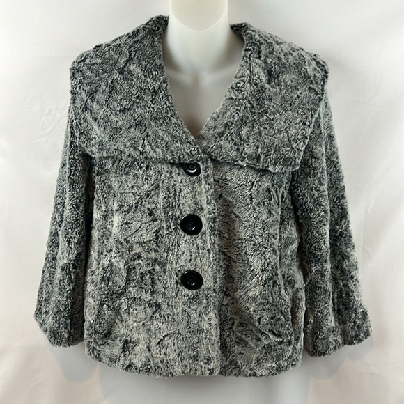 Cabi Chinchilly Gray Crop Jacket Party Dress Coat Plush Faux Fur Size S‎ - Picture 2 of 9